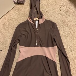 Dryfit purple pull over jacket